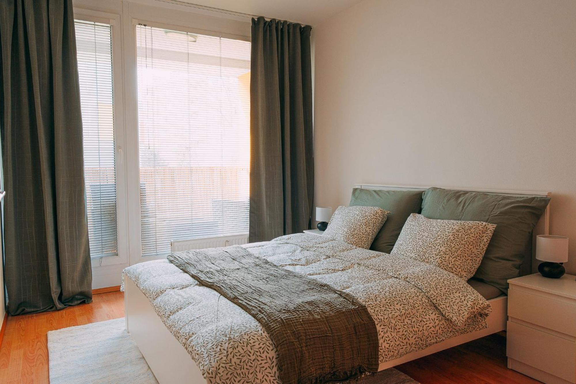 Apartman U Metra, 4 Hoste, Parking Free, Blizko O2 Arena ปราก ภายนอก รูปภาพ